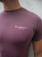 Universal T-Shirt - Burgundy