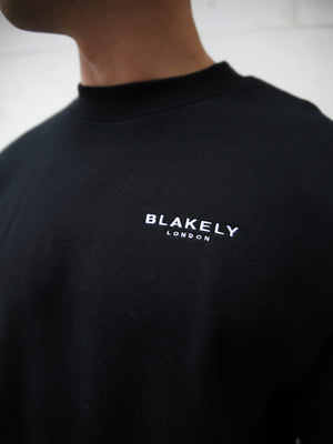 Universal Relaxed Jumper - Black