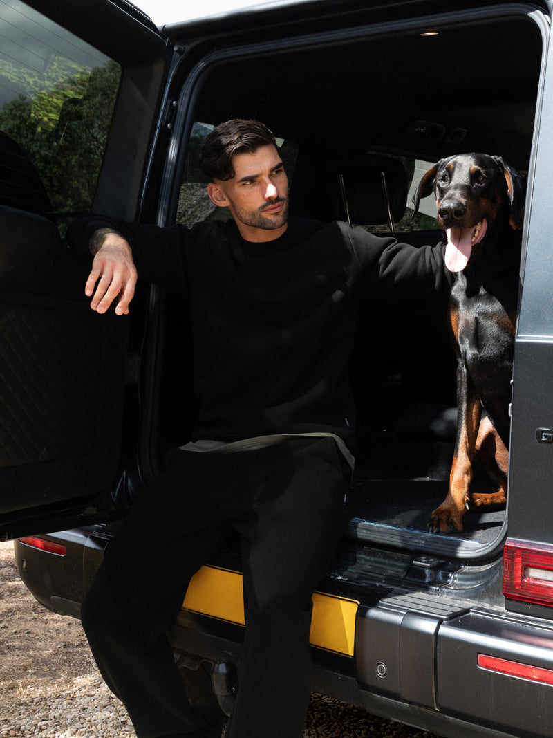 Blakely Basic Relaxed Sweater - Black