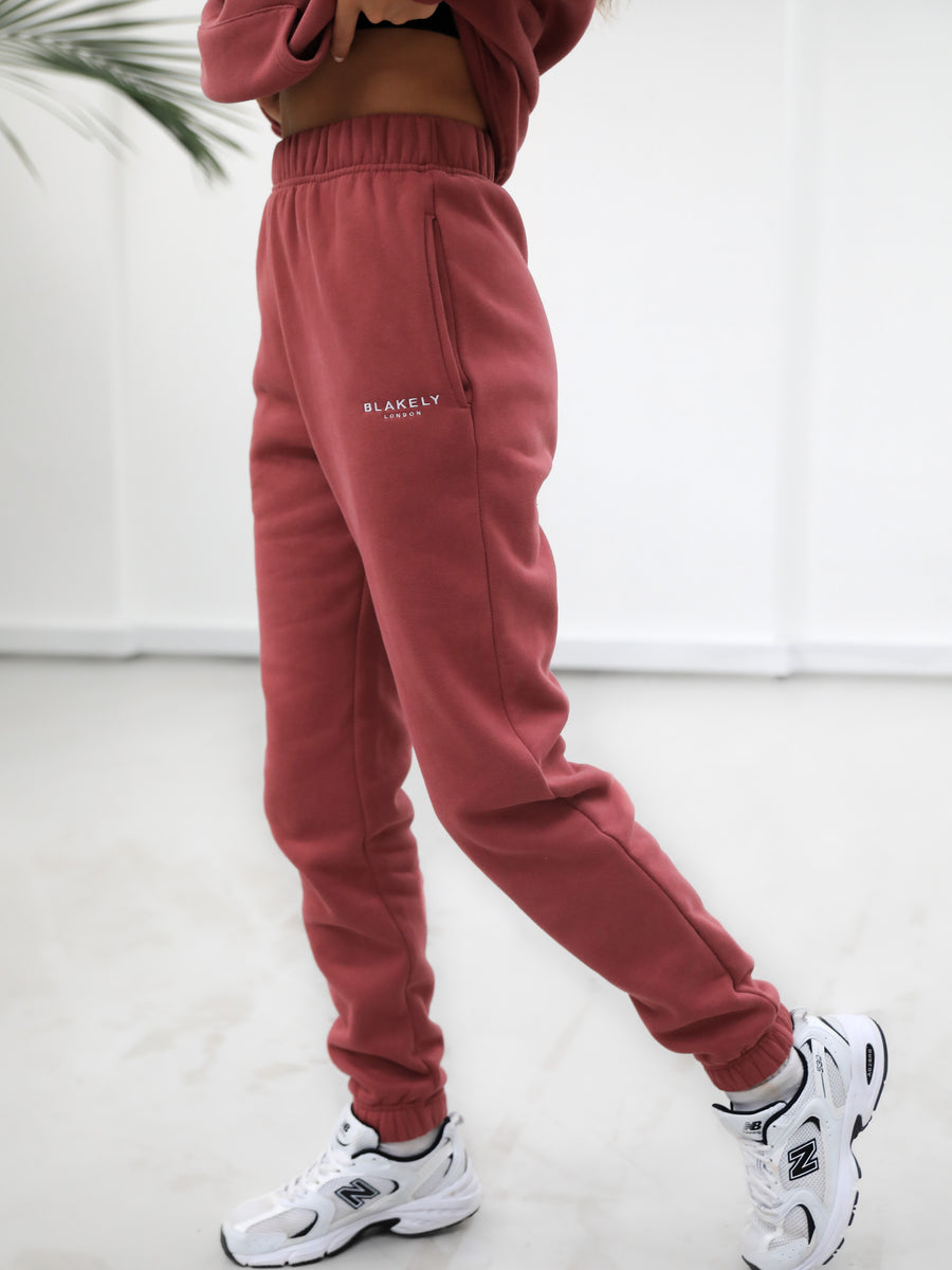 Universal Relaxed Sweatpants - Deep Berry