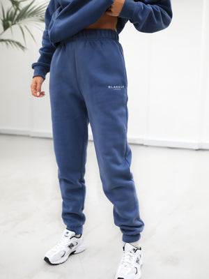 Universal Women's Relaxed Sweatpants - Mid Indigo