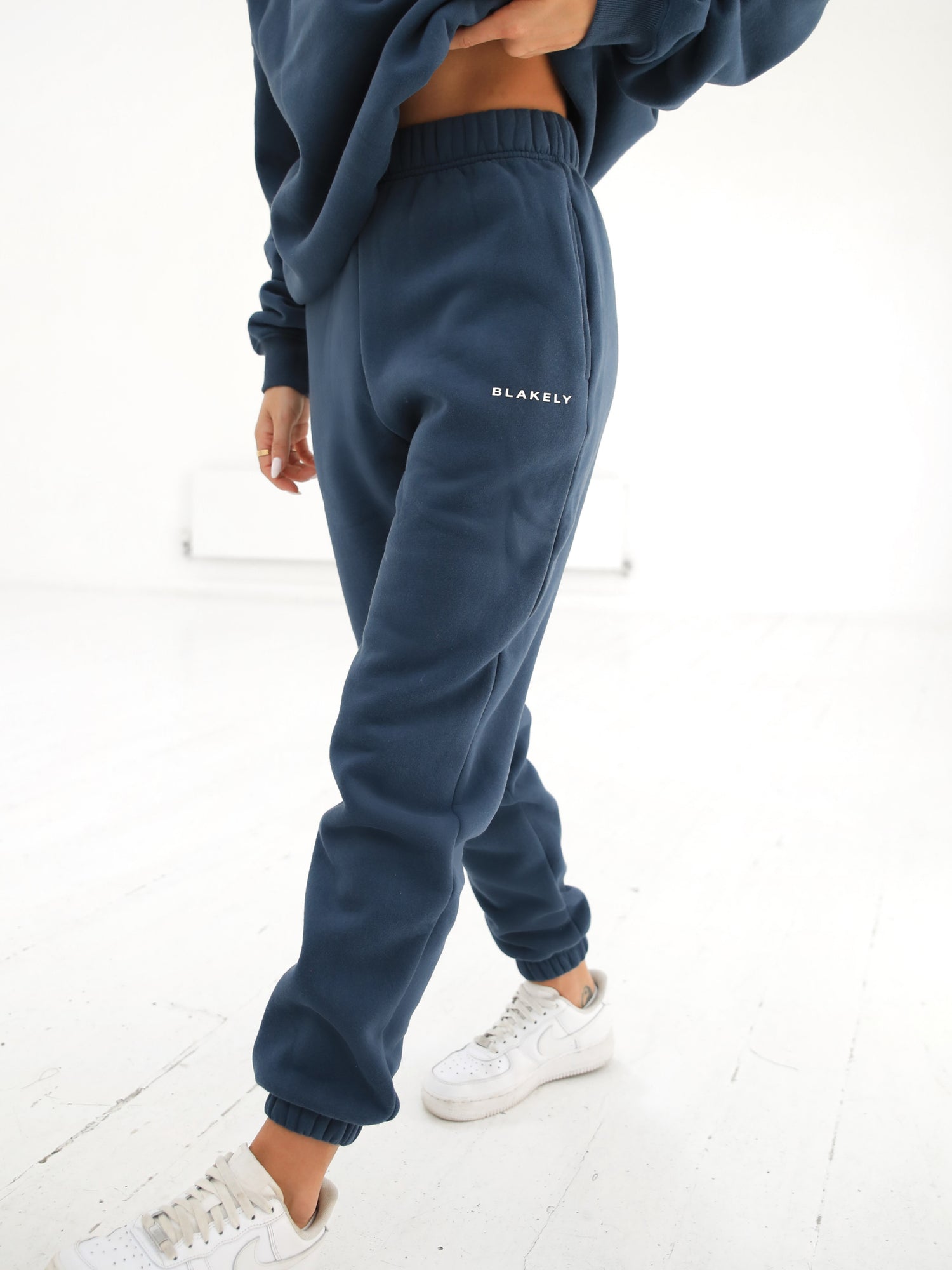 Size Guide - Womens Sweatpants – Blakely Clothing