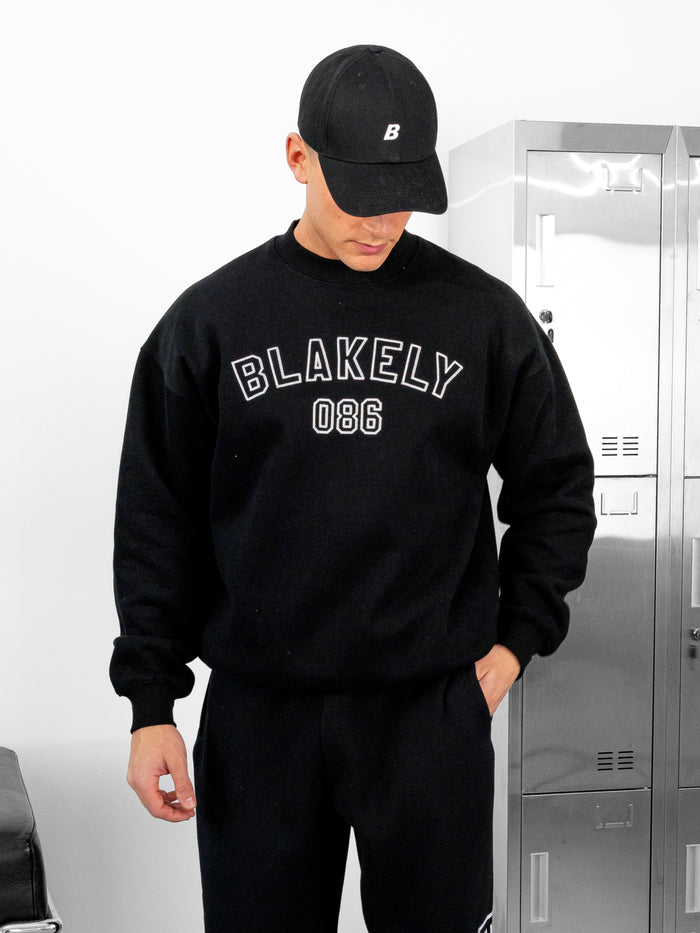 Miles Relaxed Sweater - Black