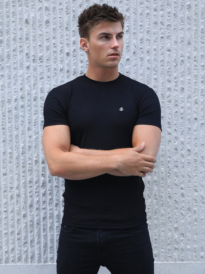 Torbora T-Shirt - Black