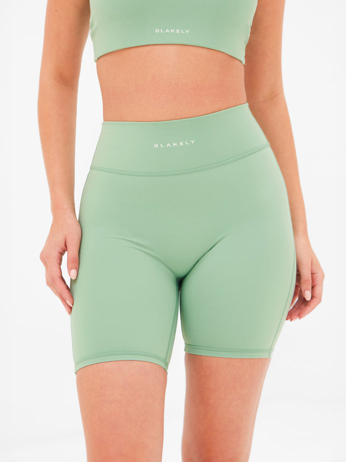 Ultimate Active Shorts - Pale Green