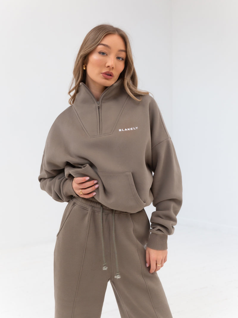 Everyday 1/4 Zip Sweater - Brown