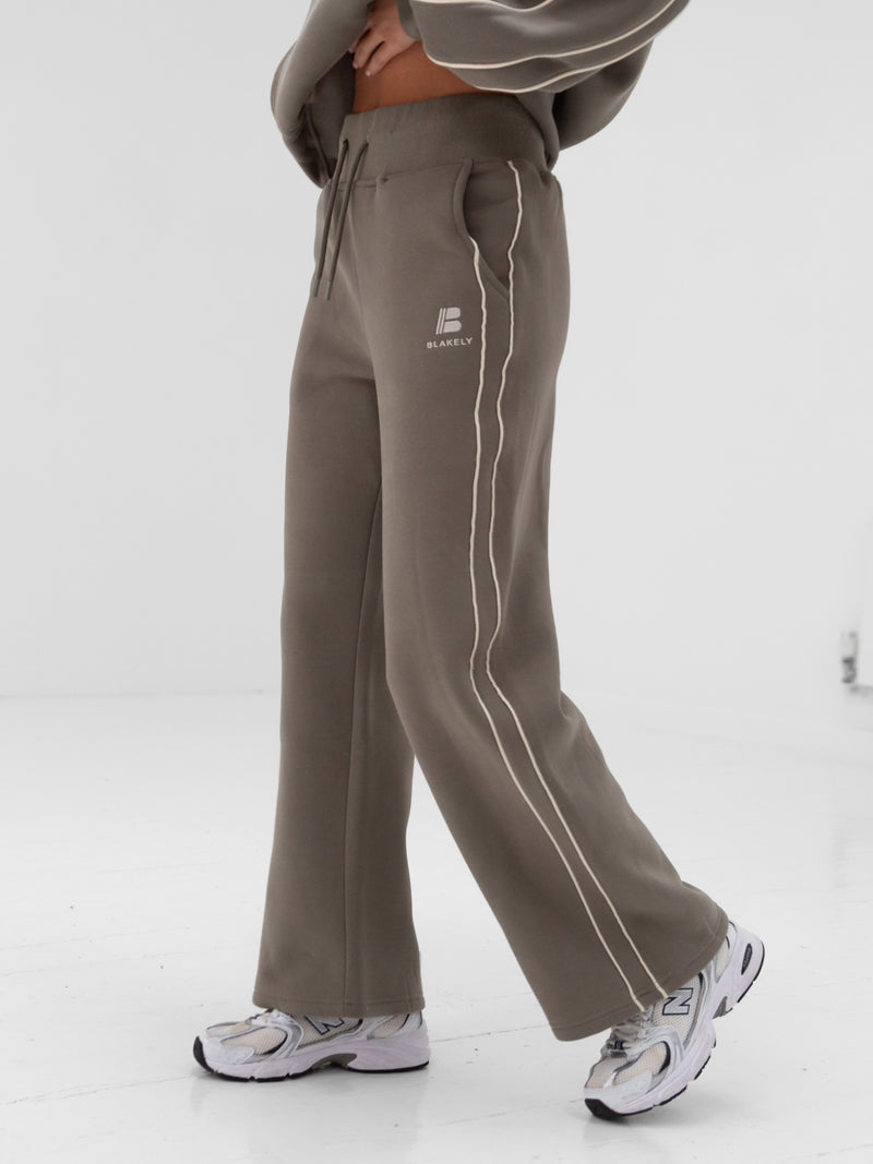 Apex Wide Leg Sweatpants - Safari Green