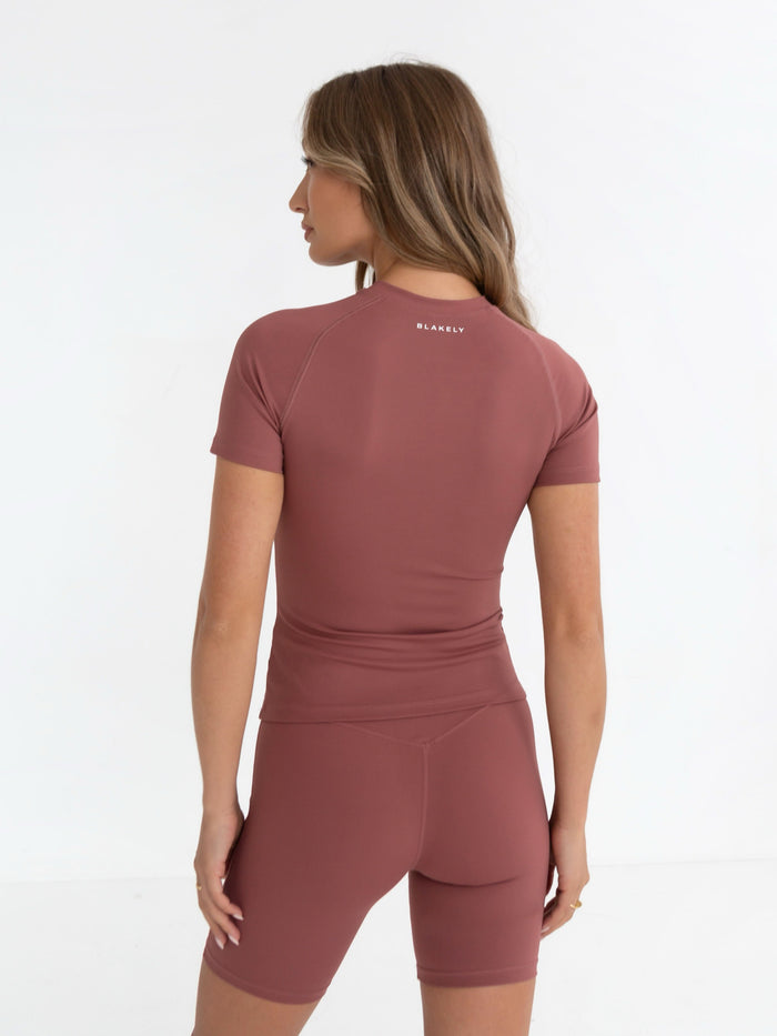 Studio Active T-Shirt - Burnt Mauve