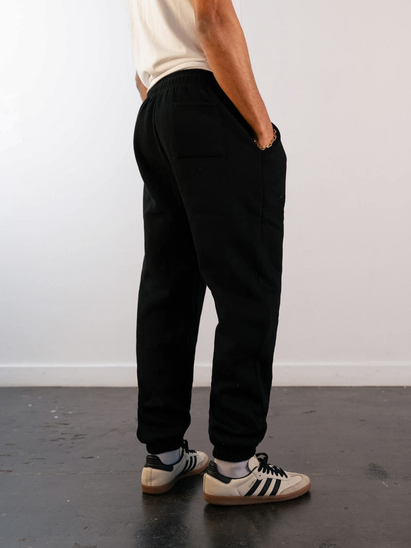 Label Relaxed Sweatpants - Black