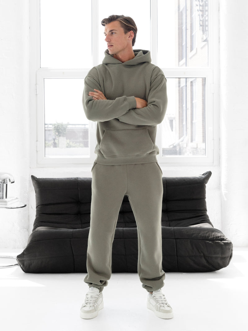 Blakely Basic Relaxed Cuffed Sweatpants - Safari Green