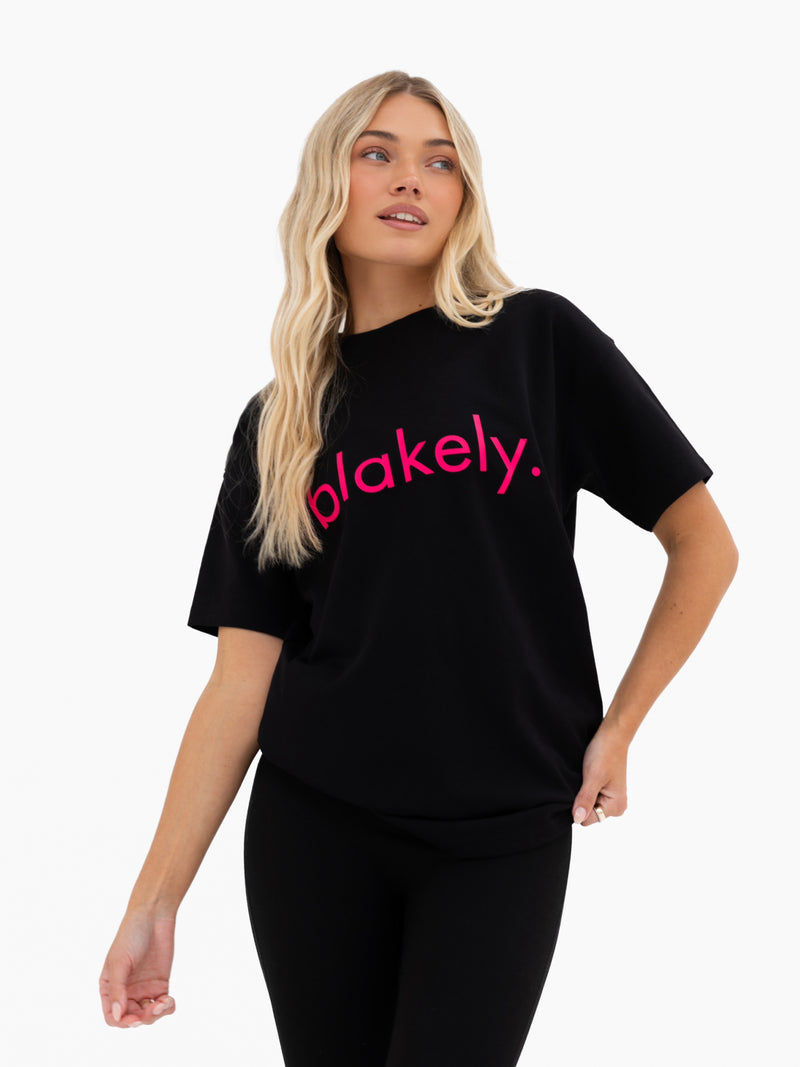 Lila Oversized T-Shirt - Black & Neon Pink