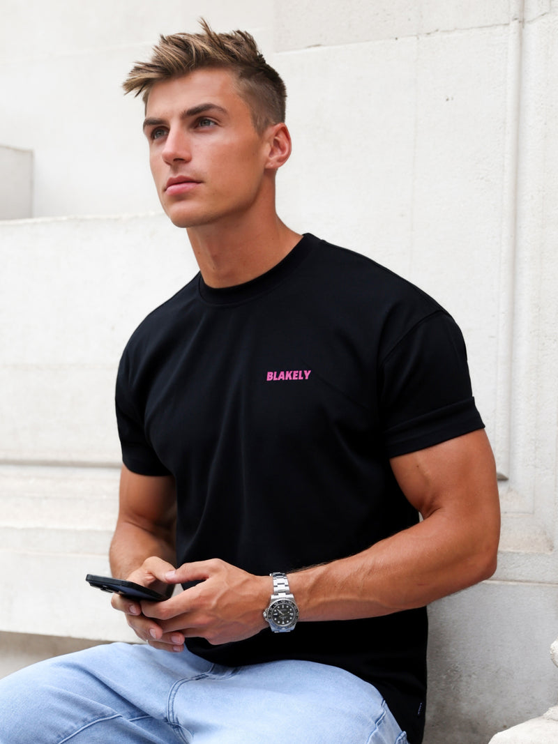 Arlo Unfitted T-Shirt - Black & Pink