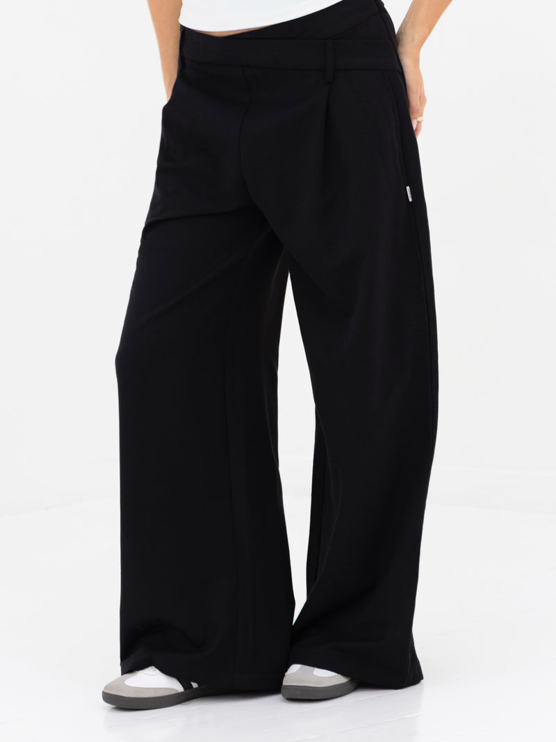 Kady Cross Over Trousers - Black