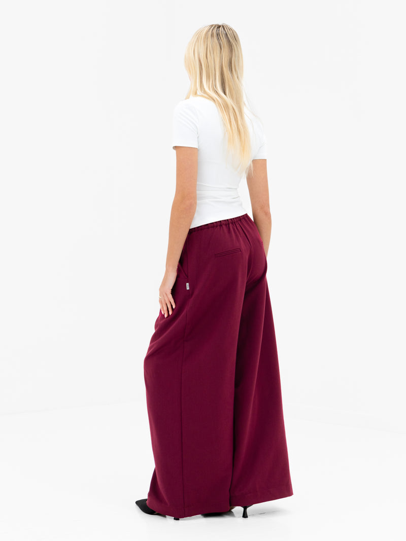 Ali Pleated Trousers - Burgundy
