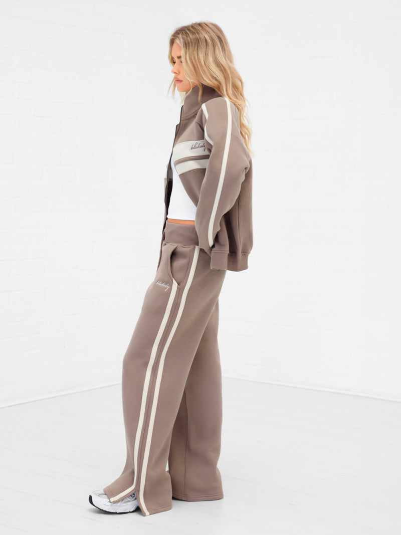 Yasmin Wide Leg Sweatpants - Soft Brown