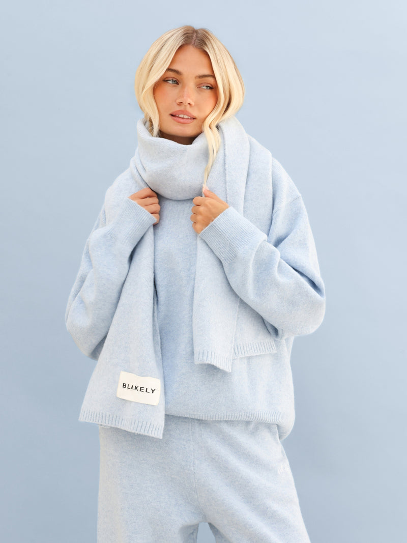 Oversized Knitted Sweater - Baby Blue