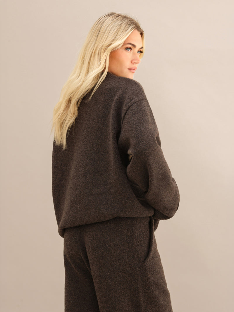 Oversized Knitted Sweater - Chocolate Brown
