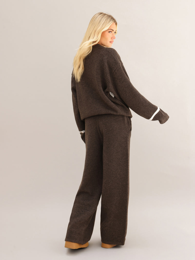 Margot Script Oversized Knitted Sweater - Chocolate Brown