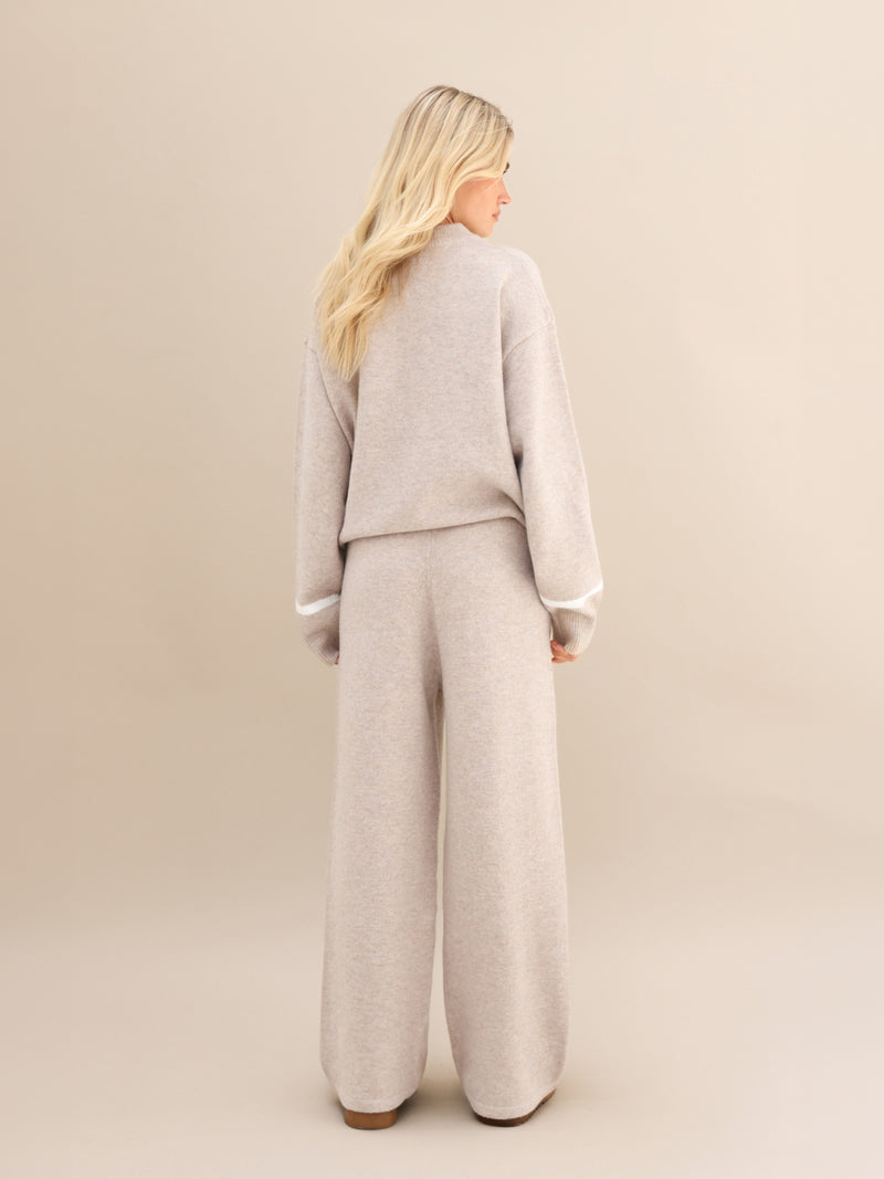 Margot Script Oversized Knitted Sweater - Toasted Taupe