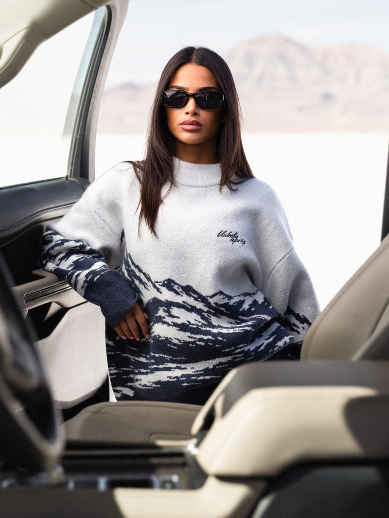 Oversized Knitted Mountain Sweater - True Navy