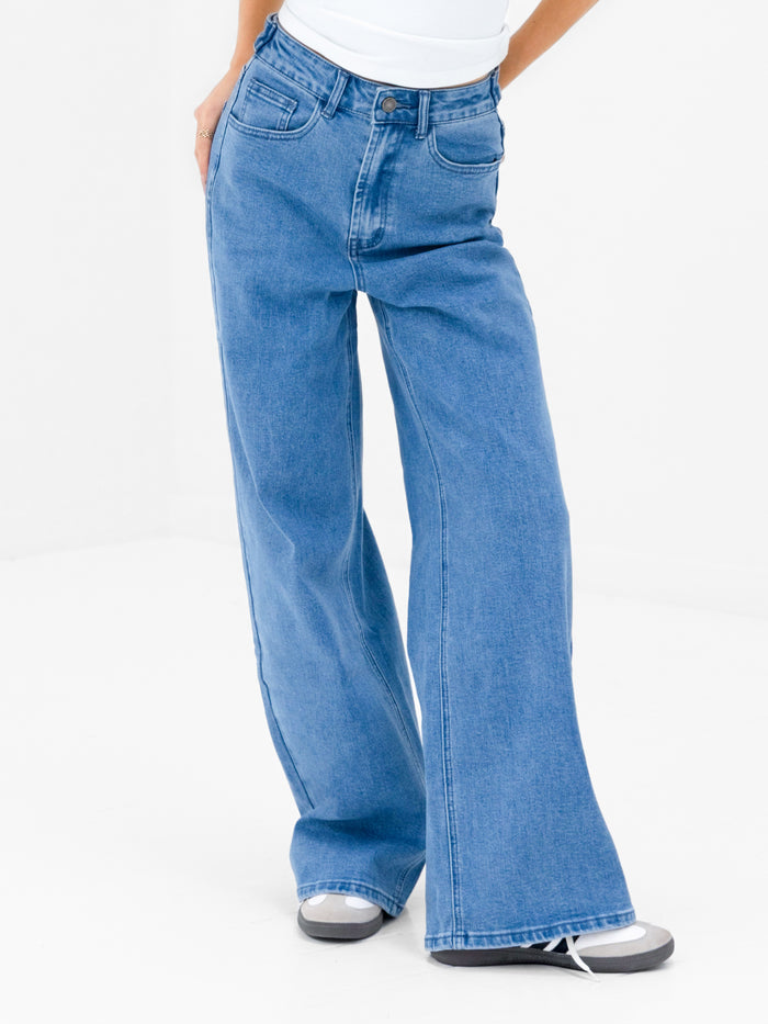 Blakely Wide Cut Jeans - Classic Blue
