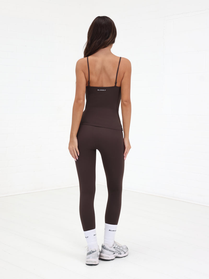 Ultimate Crossover Active Vest - Chocolate Brown