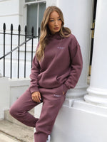 Universal Women's Relaxed Hoodie - Burgundy