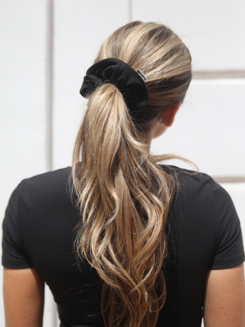 Blakely Scrunchie - Black