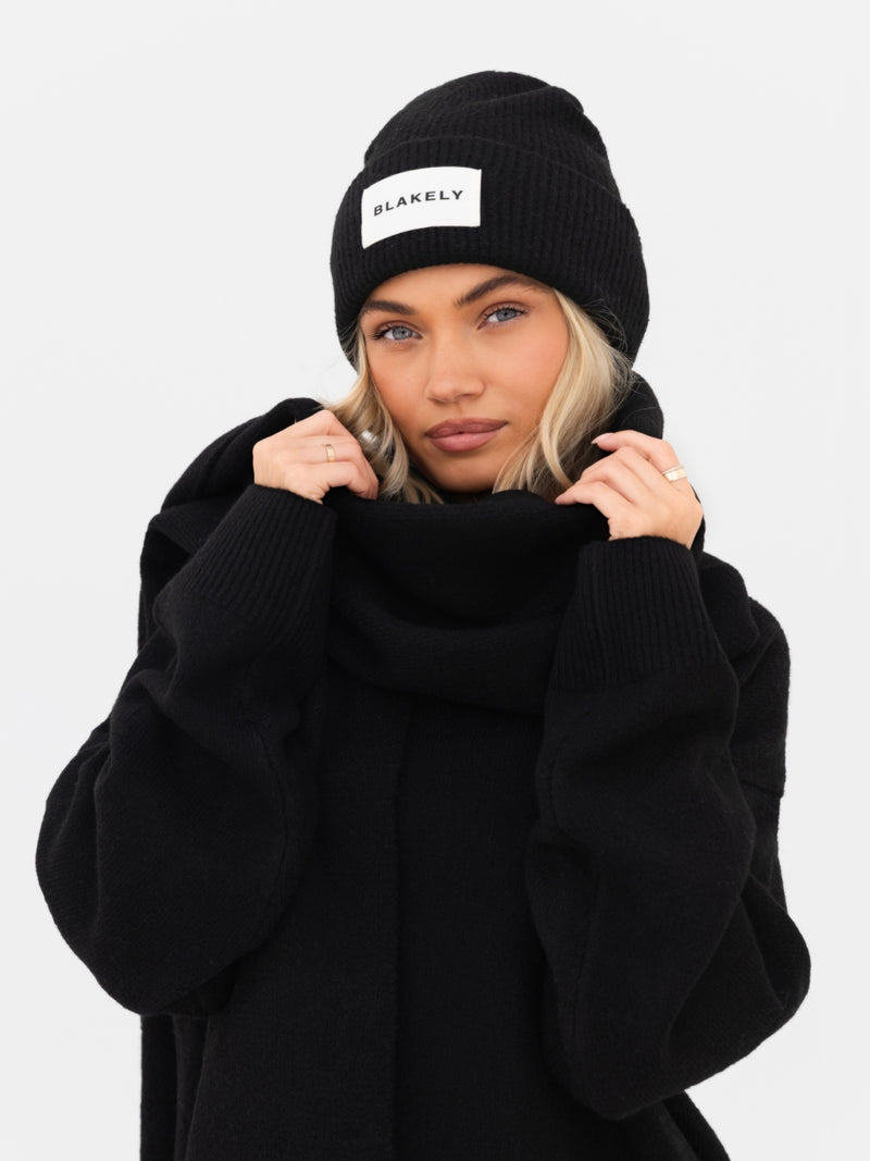 Label Knitted Scarf - Black