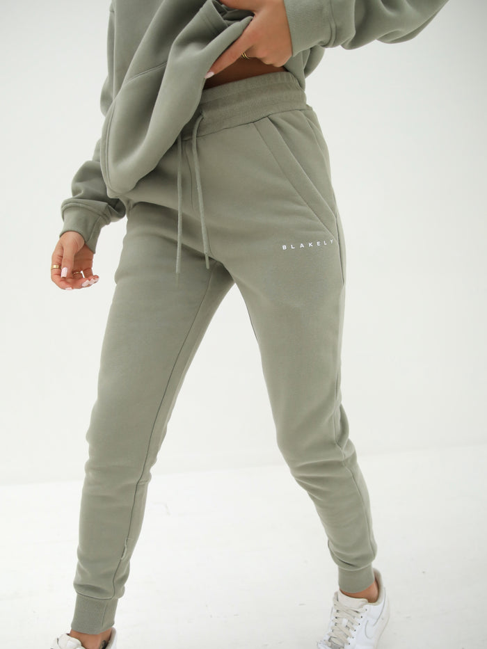 Colsie Sweatpants White - $8 - From Ally