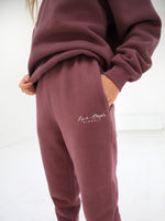 Life & Style Women's Loose Fitting Sweatpants - Burgundy
