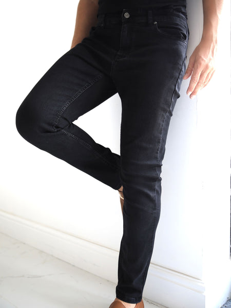 Vol. 9 Slim Jeans - Black